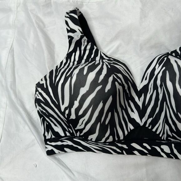 Cacique Women’s Plus Size Zebra Print Lightly Lined No Wire. Size 40DDD. - Picture 3 of 9